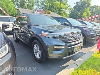 2023 Ford Explorer XLT - miniatura 3