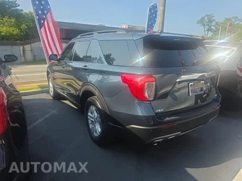 2023 Ford Explorer XLT - miniatura 6