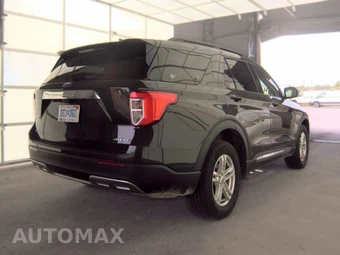 2023 Ford Explorer XLT – miniatura 4