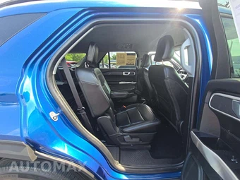 2023 Ford Explorer XLT - miniatura 14