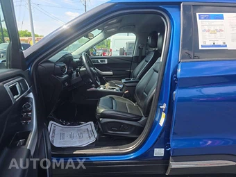 2023 Ford Explorer XLT - miniatura 3