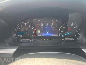 2023 Ford Explorer XLT - miniatura 6