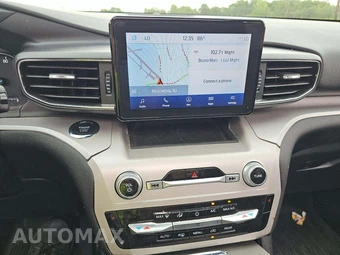 2023 Ford Explorer XLT - miniatura 10
