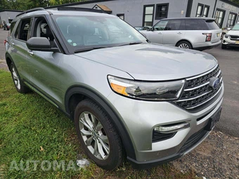 2023 Ford Explorer XLT - miniatura 4