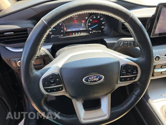 2023 Ford Explorer XLT - miniatura 10