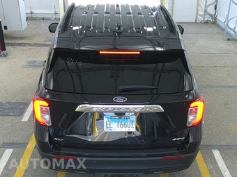 2023 Ford Explorer XLT - miniatura 5