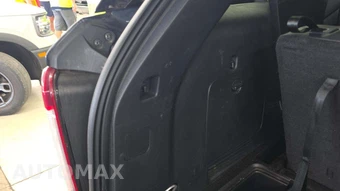 2023 Ford Explorer XLT - miniatura 17