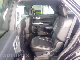 2023 Ford Explorer XLT - miniatura 7