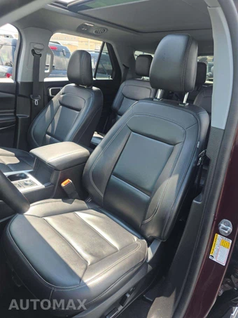 2023 Ford Explorer XLT - miniatura 6