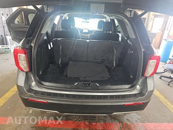 2023 Ford Explorer XLT - miniatura 11
