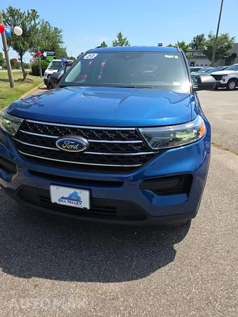 2023 Ford Explorer XLT - miniatura 25