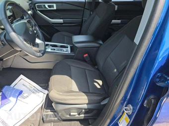 2023 Ford Explorer XLT - miniatura 6