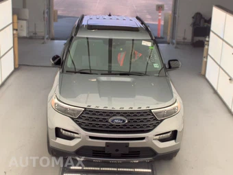 2023 Ford Explorer XLT - miniatura 32