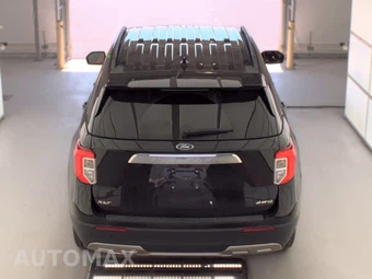 2023 Ford Explorer XLT - miniatura 30