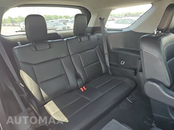 2023 Ford Explorer XLT - miniatura 34
