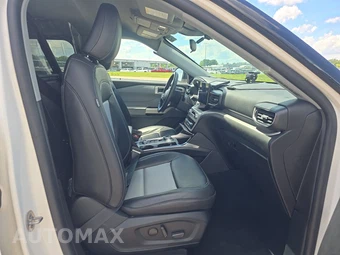 2023 Ford Explorer XLT - miniatura 8