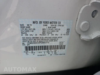 2023 Ford Explorer XLT - miniatura 10