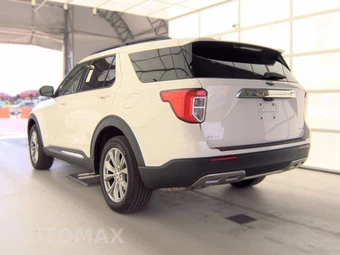 2023 Ford Explorer XLT - miniatura 2