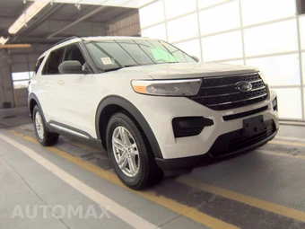 2023 Ford Explorer XLT - miniatura 3