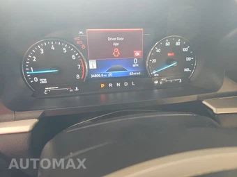 2023 Ford Explorer XLT - miniatura 8