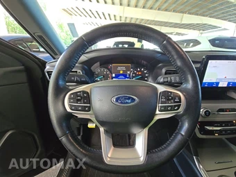 2023 Ford Explorer XLT - miniatura 10