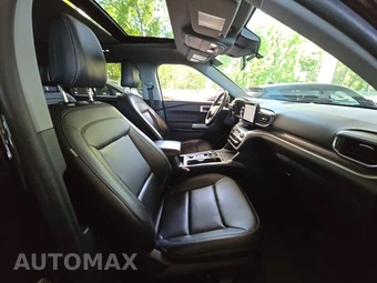 2023 Ford Explorer XLT - miniatura 8