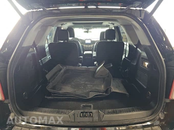 2023 Ford Explorer XLT - miniatura 11