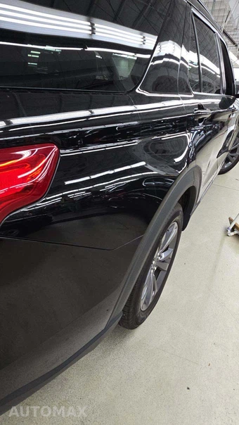 2023 Ford Explorer XLT - miniatura 21