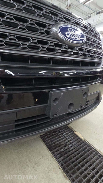 2023 Ford Explorer XLT - miniatura 25