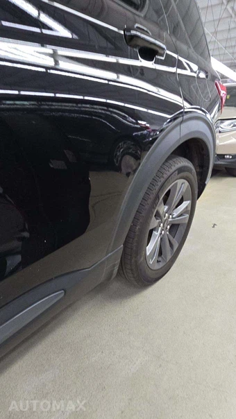 2023 Ford Explorer XLT - miniatura 27