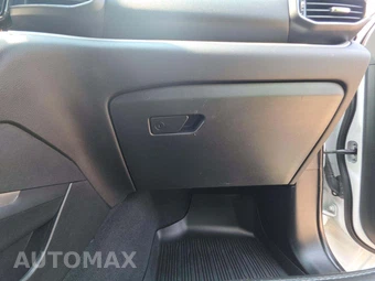 2023 Ford Explorer XLT - miniatura 17