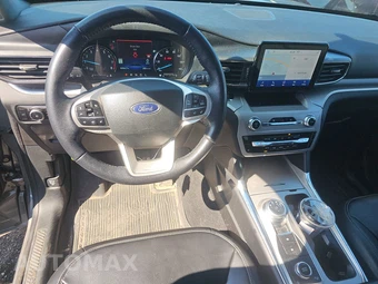 2023 Ford Explorer XLT - miniatura 6