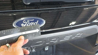 2023 Ford Explorer XLT – miniatura 35