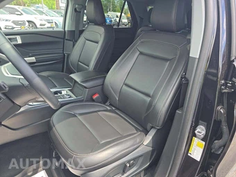 2023 Ford Explorer XLT - miniatura 3