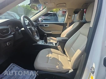 2023 Ford Explorer XLT - miniatura 13