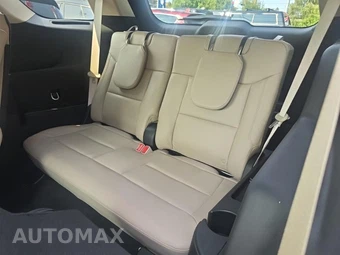 2023 Ford Explorer XLT - miniatura 17
