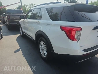 2023 Ford Explorer XLT - miniatura 6