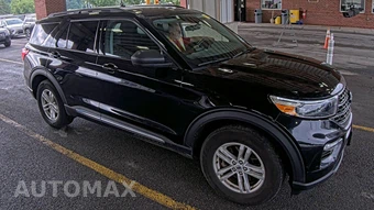 2023 Ford Explorer XLT - miniatura 3