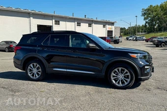 2023 Ford Explorer XLT - miniatura 2