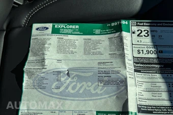 2023 Ford Explorer XLT - miniatura 33