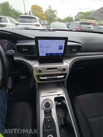 2023 Ford Explorer XLT - miniatura 11