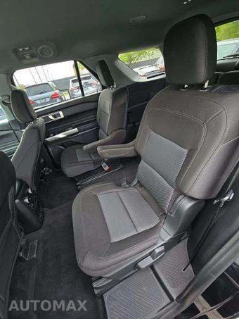 2023 Ford Explorer XLT - miniatura 14