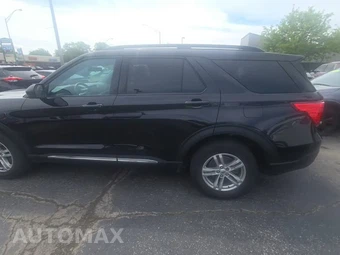 2023 Ford Explorer XLT - miniatura 3