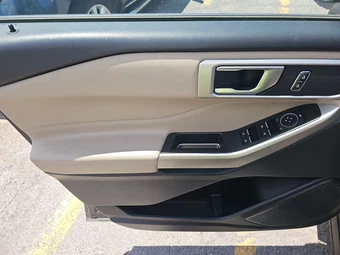 2023 Ford Explorer XLT - miniatura 35