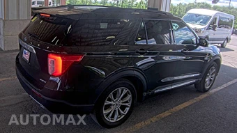 2023 Ford Explorer XLT - miniatura 4