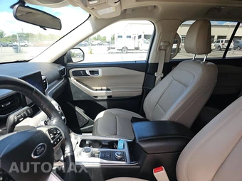 2023 Ford Explorer XLT - miniatura 5