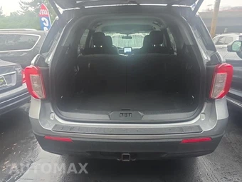 2023 Ford Explorer XLT - miniatura 20