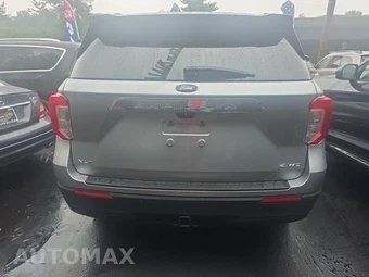 2023 Ford Explorer XLT - miniatura 5