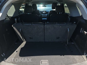 2023 Ford Explorer XLT - miniatura 11