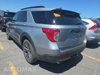 2023 Ford Explorer XLT - miniatura 2